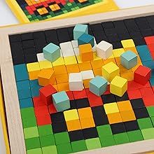 Auto in mosaico di pixel di legno