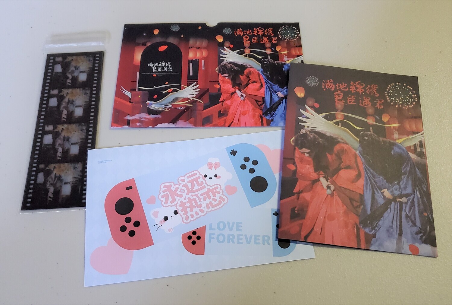 [IS] LLD Merch - Card &amp; Film Strip Set