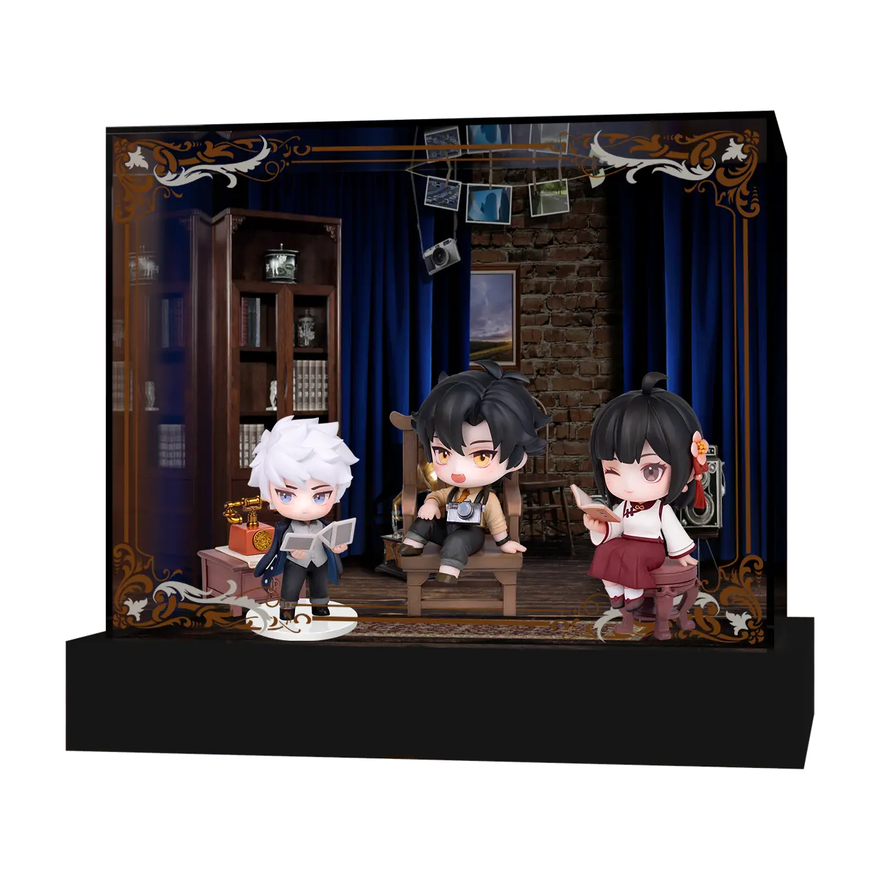Link Click x QGL - Figurine Background Box