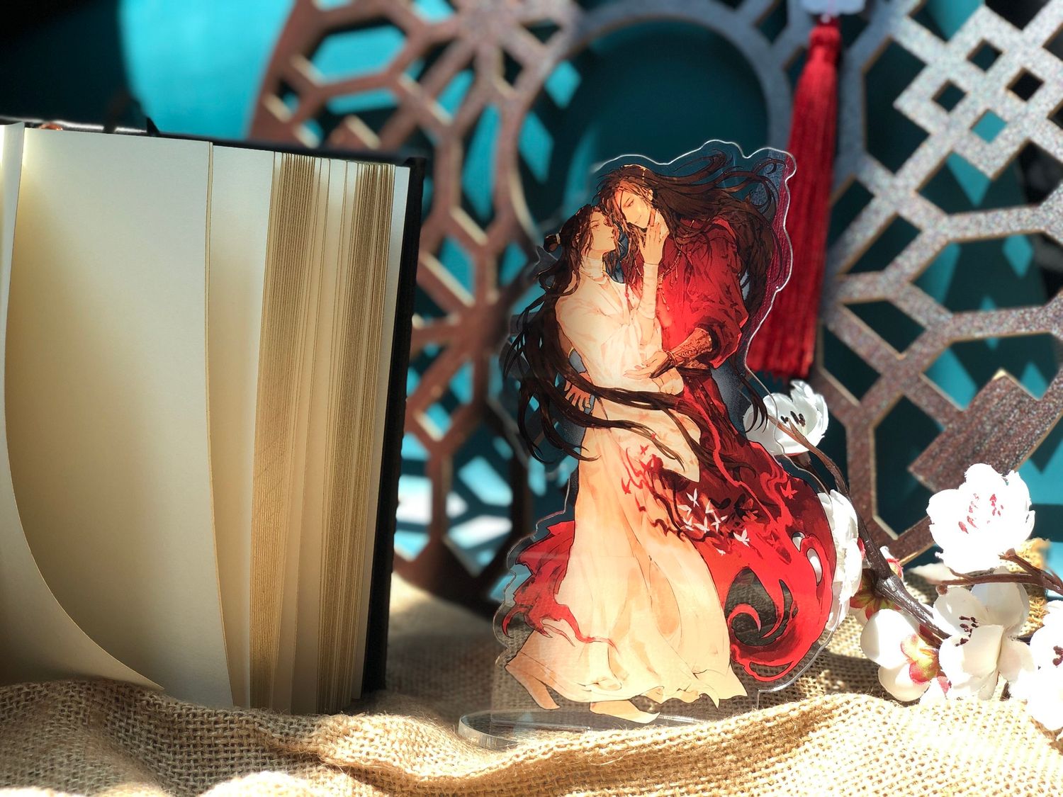 [IS] TGCF x Camphong - Volume 7 Standee