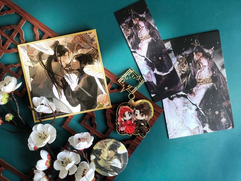 [IS] 2ha x Camphong - Volume 2 Book Merch