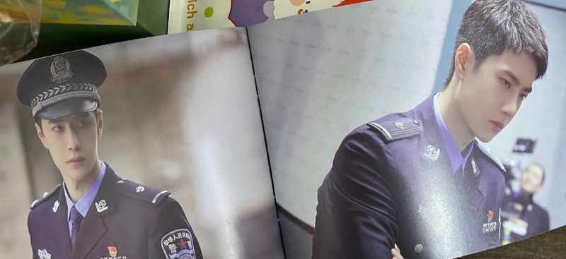 [IS] Wang Yibo Mini Photobook - FLUOXETINE <Downpour>