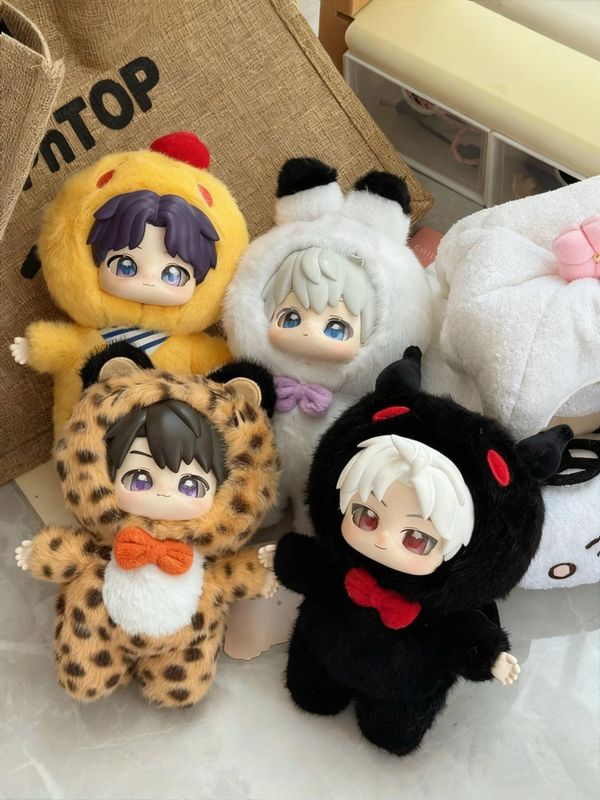 Love and Deepspace Labubu-Style Dolls (Fanmade)