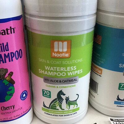 Nootie Waterless Cucumber Melon Shampoo Wipes 70ct