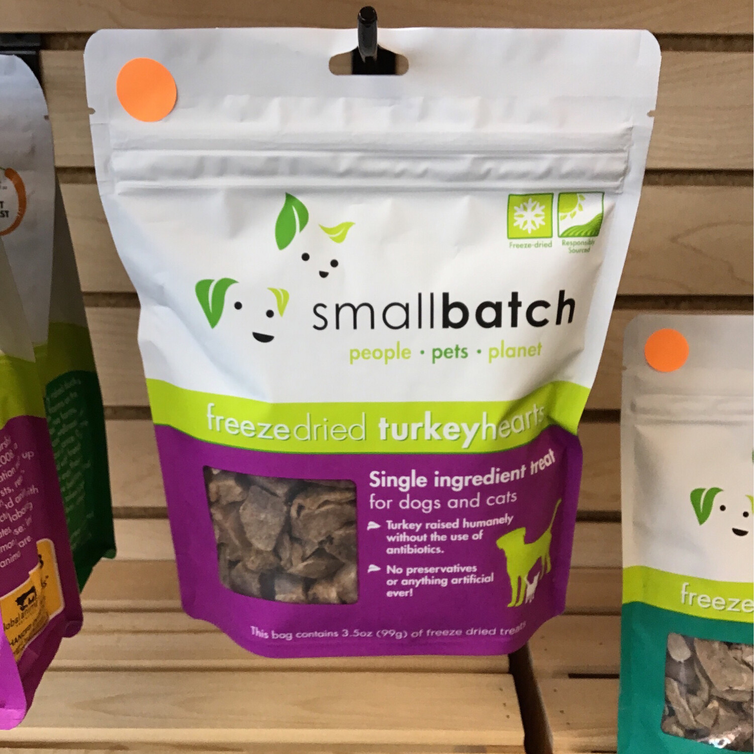 Small Batch Freeze-Dried Turkey Heart Treats For Dogs 3.5oz
