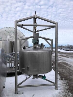 200 Gallon Mixing Tank - #0169 200 Gallon Mixing Tank - #0169