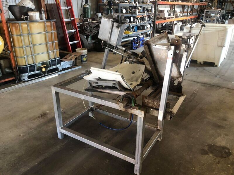 Milk Can Dumper - #3254