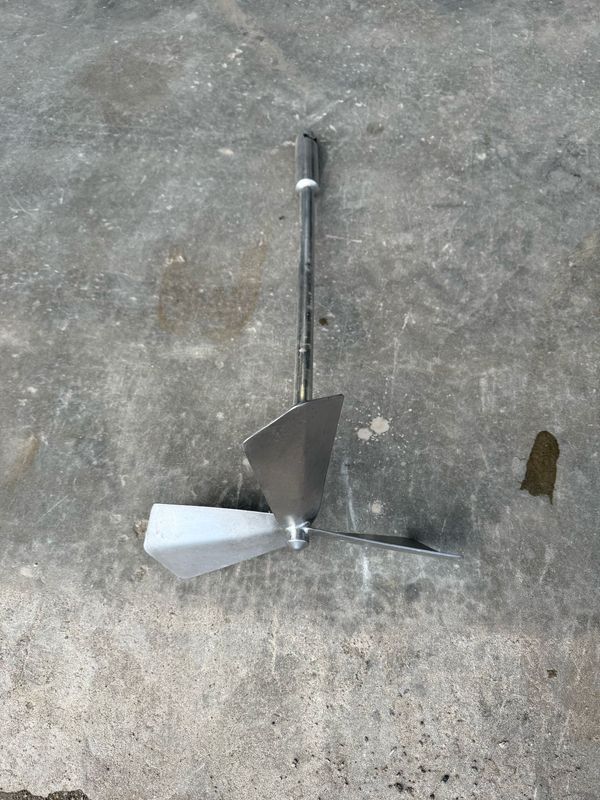 Used 250 Liter Tank - #3898