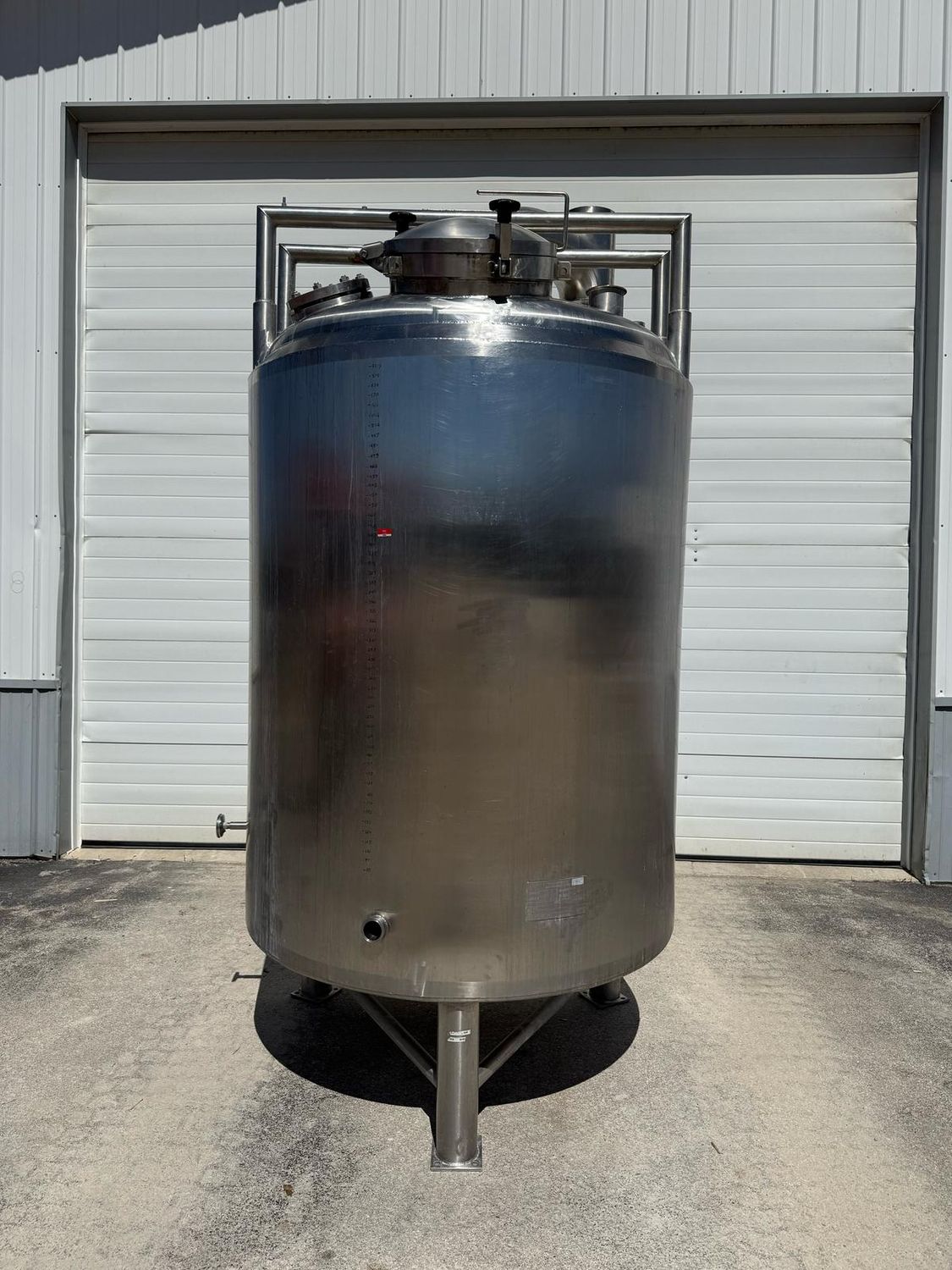 Used 590 Gallon Tank - # 3906