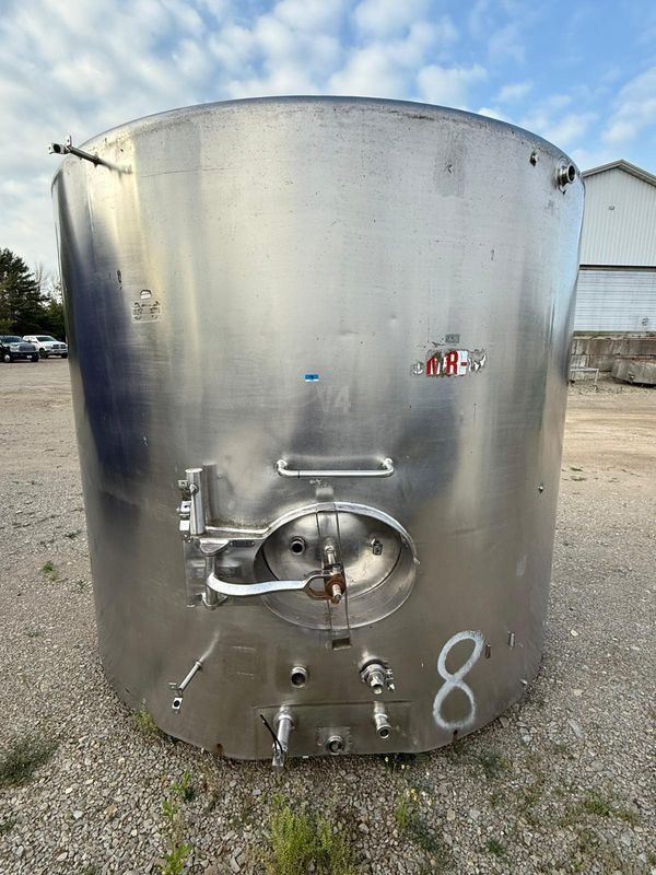 Used 2000 Gallon Storage Tank - # C0340