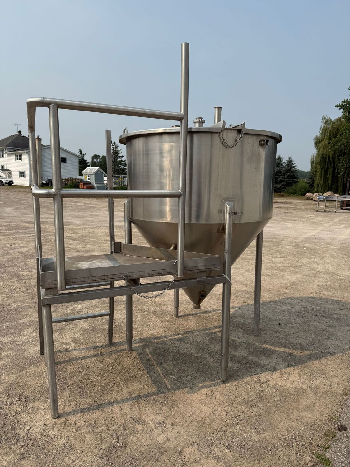 Used 300 Gallon Cone Bottom Tank - # 3975