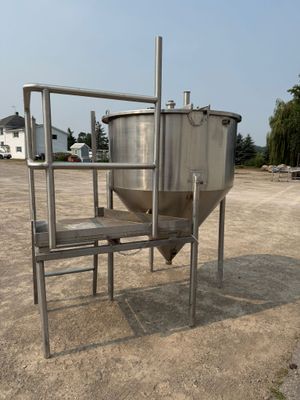 Used 300 Gallon Cone Bottom Tank - # 3975