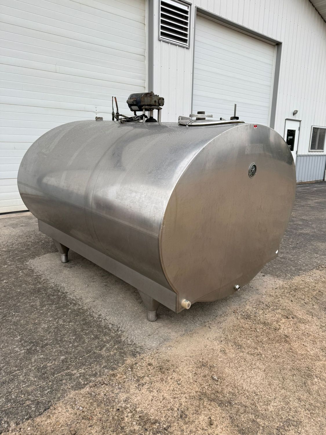 Used Mueller 800 Gallon Tank - # 3998