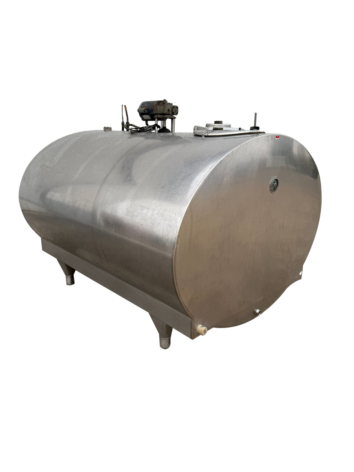 Used Mueller 800 Gallon Tank - # 3998 Used Mueller 800 Gallon Tank - # 3998