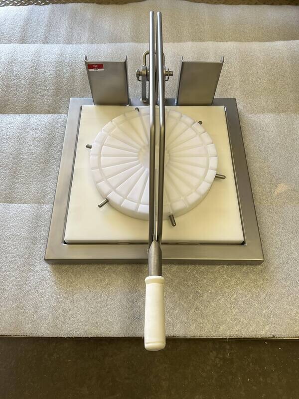 Manual Wedge Cutter