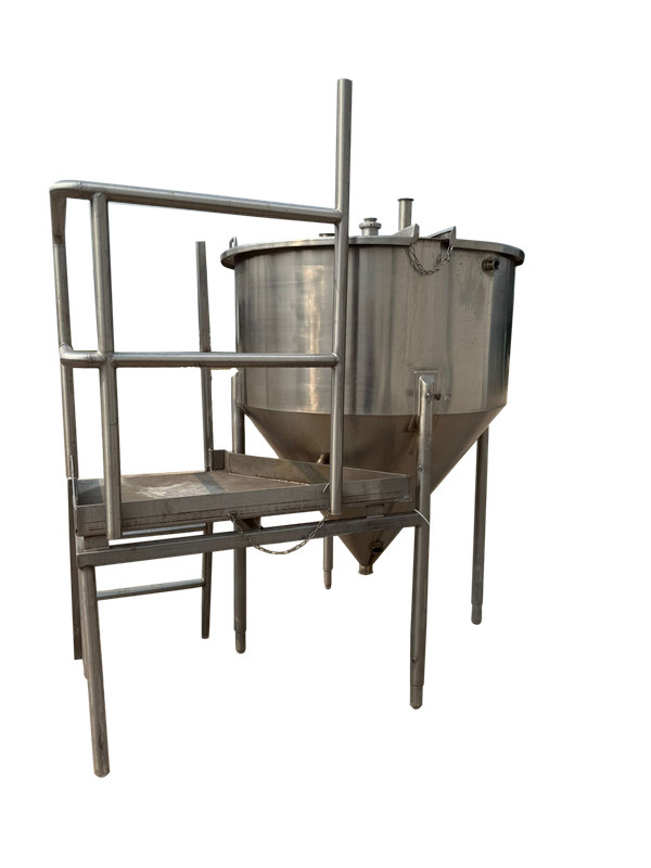 Used 300 Gallon Cone Bottom Tank - # 3975 Used 300 Gallon Cone Bottom Tank - # 3975
