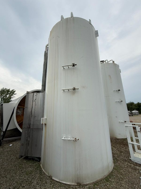 Used 5,000 Gallon Silo - # C0348