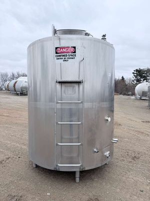 Used 1,000 Gallon Walker Tank - # 4074