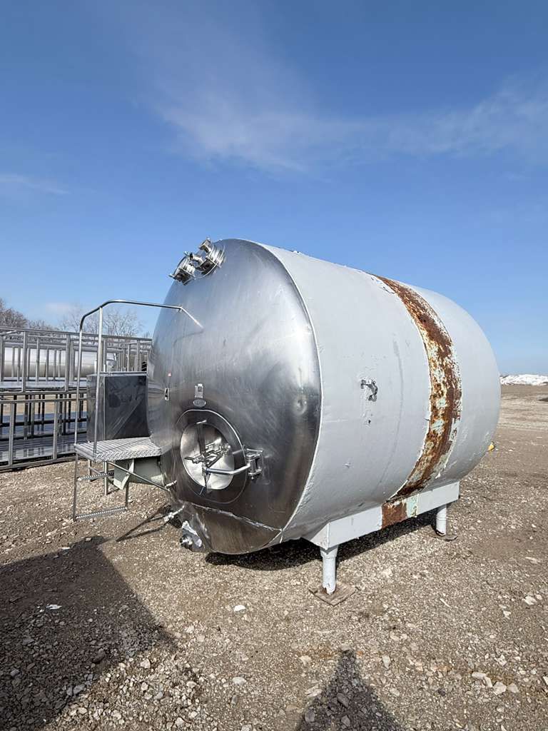 Used 2,000 Gallon Hold Tank - # 4081