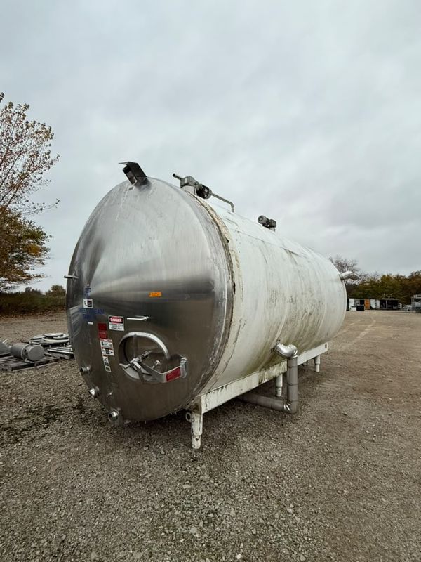 Used 6000 Gallon Holding Tank - # 4135