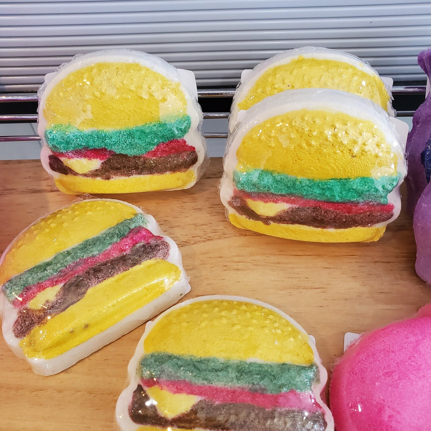 Cheeseburger | Sweet Cranberries | Bath Bomb