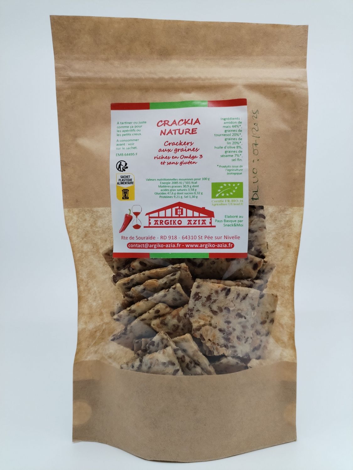 Crackia nature