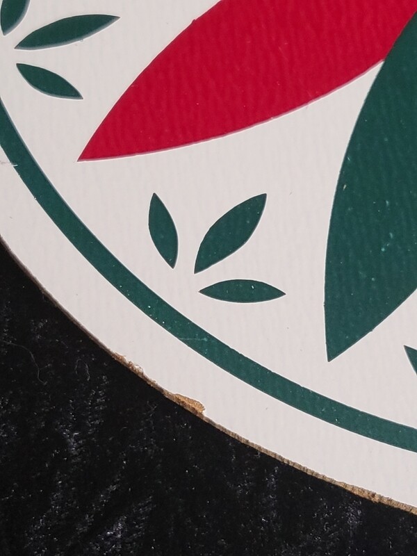Vintage Rosette 8"