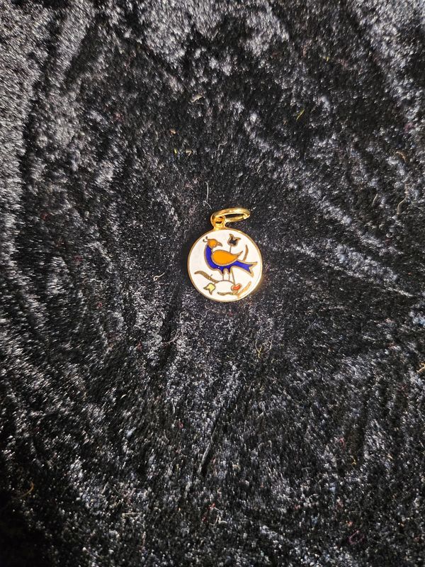 Vintage Distelfink enamel pendent dark blue gold