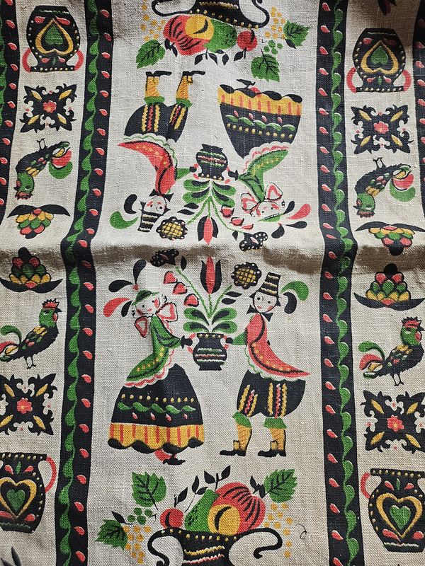 Vintage Pa Dutch kitchen tea towel