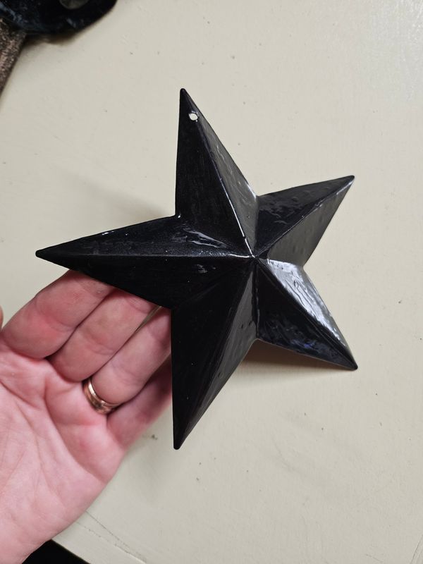 5" Black metal star