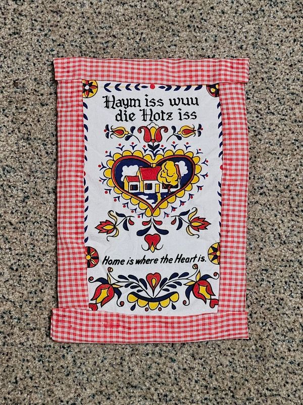 Vintage Pa Dutch hotpad