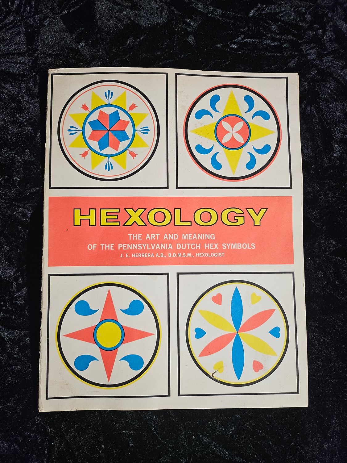 Vintage  Pa Dutch Hexology book