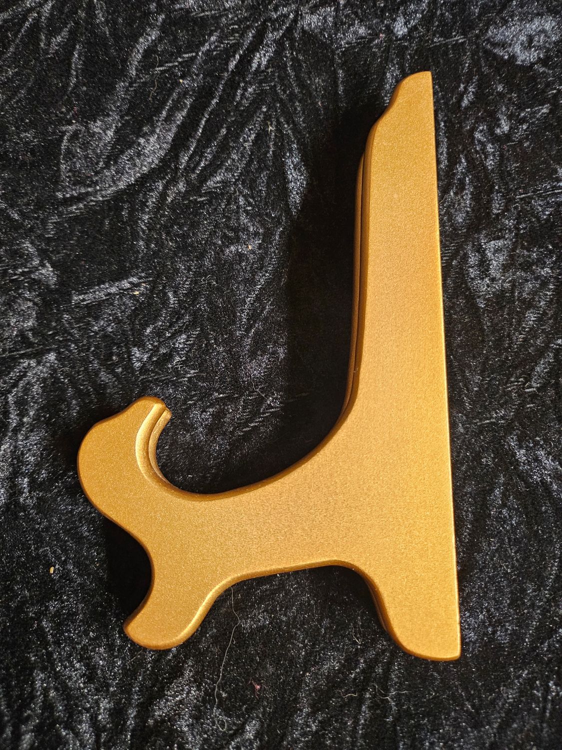 Golden hex sign stand