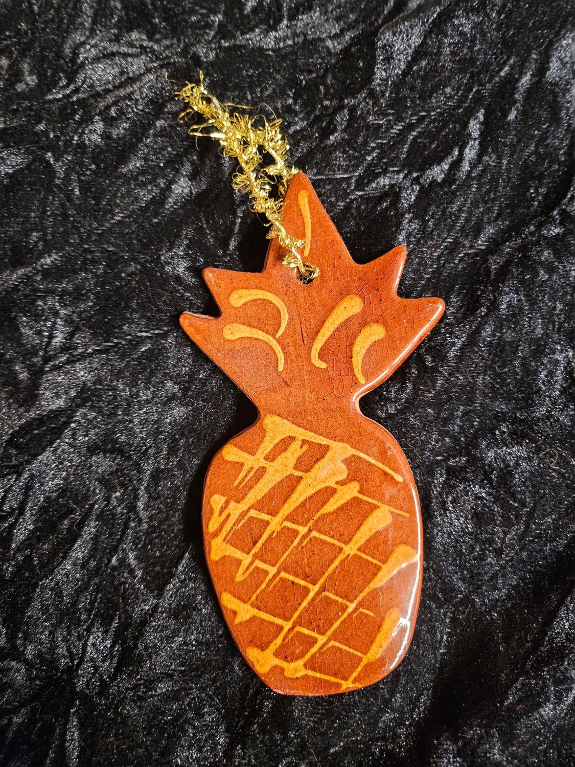 Pennsylvania Dutch Red Pottery ( Lucky Pineapple)