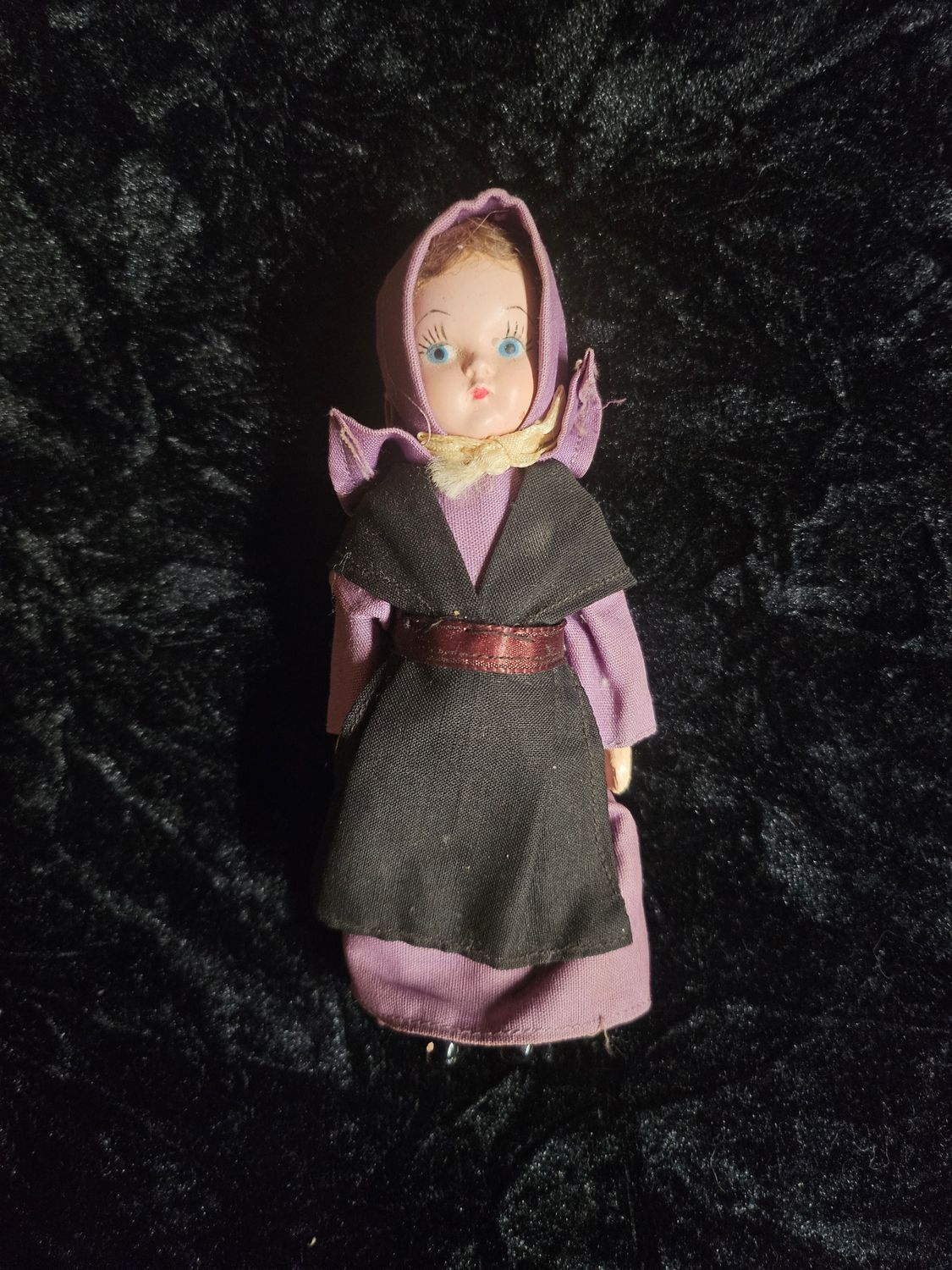 Vintage Amish doll