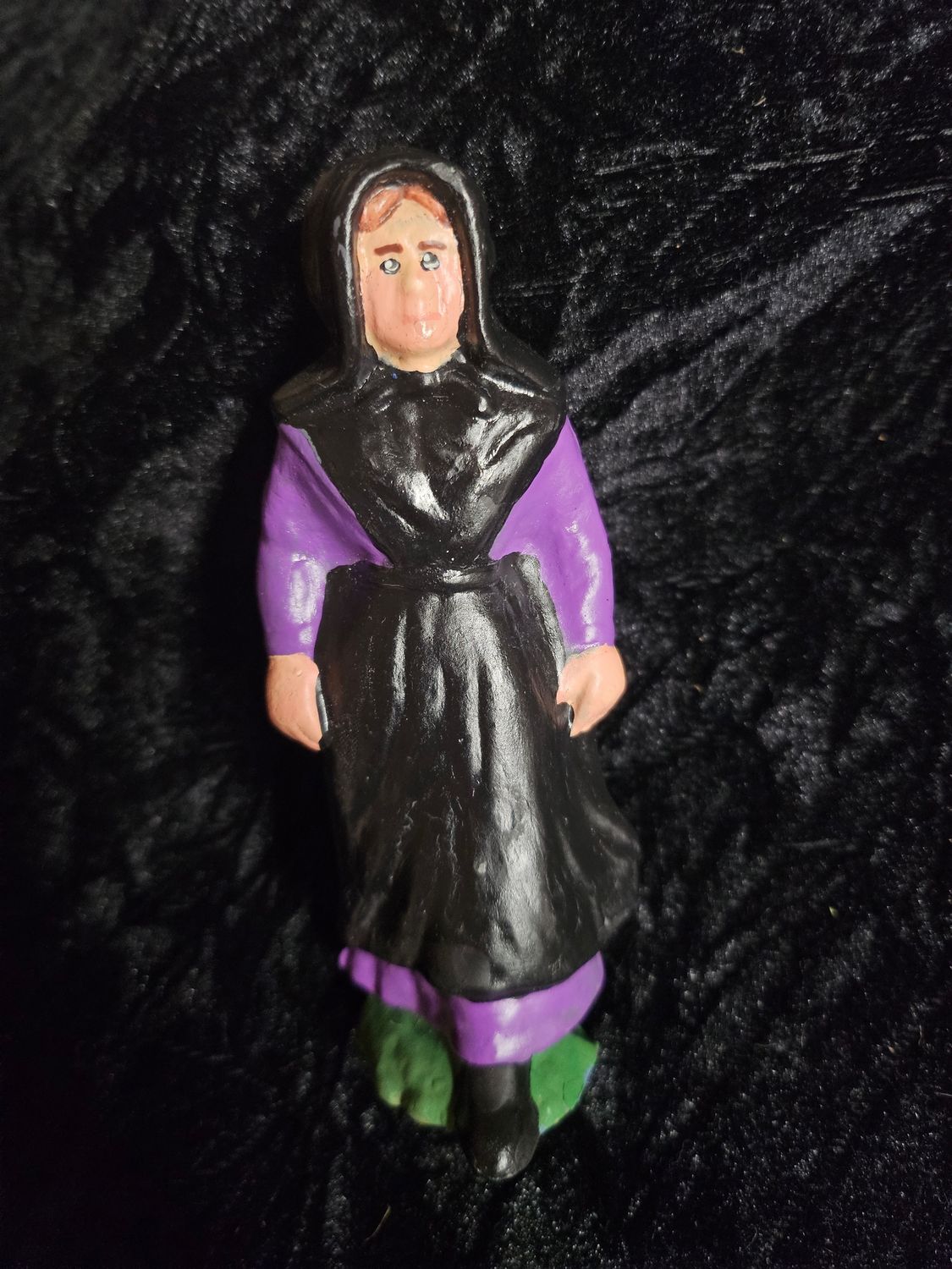 Vintage handpainted metal Amish figure 