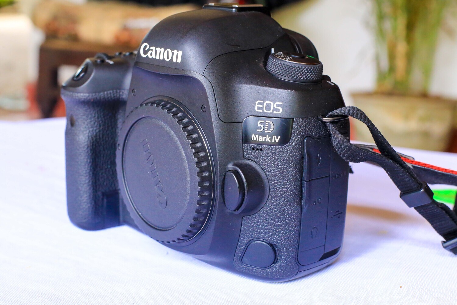 5D Mark iv Camera