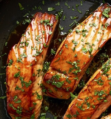 lemon Herb Roasted Salmon with a cucumber dill sauce [1lb ]