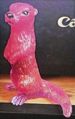 ferret/otter statue