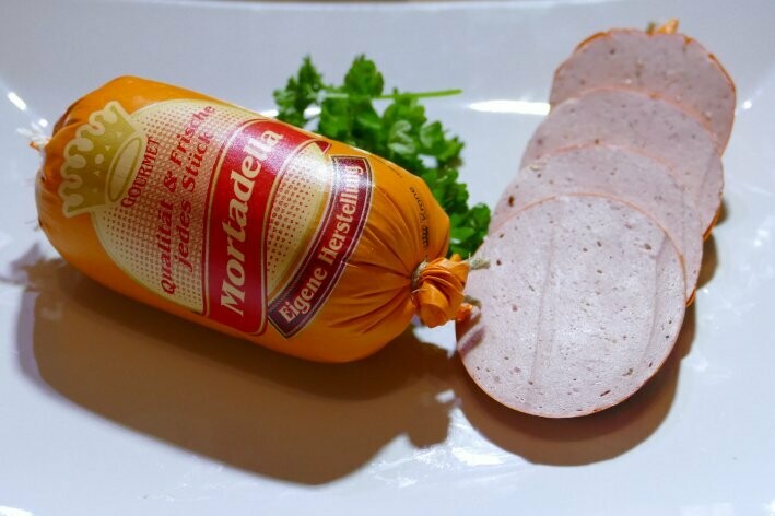 Mortadella kleine Wurst sehr lecker