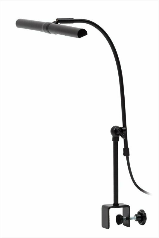 <  Pianoaccessoires.com biedt verschillende soorten vleugellampen aan van het merk Jahn.>