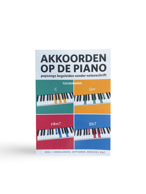 <Met Akkoorden op de piano Deel 1 van Tijs Krammer leer je sneller  nummers  begeleiden op de piano of vleugel.>