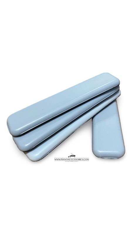 Onderzetters van 24x100 mm, geschikt voor piano’s zonder wielen. Beschermen de vloer en maken verplaatsen eenvoudig.