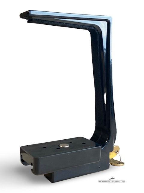 Pianobeugelslot GPPD GPPD pianobeugelslot gemonteerd rond het klavier van een piano, zwart beveiligingsslot