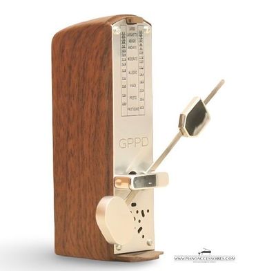 Metronoom GPPD in licht walnoot, 11 cm hoog