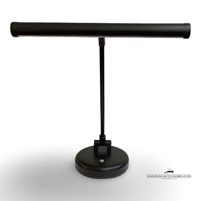 GPPD pianolamp in zwart mat met verstelbare arm, ontworpen om pianotoetsen en bladmuziek goed te verlichten.