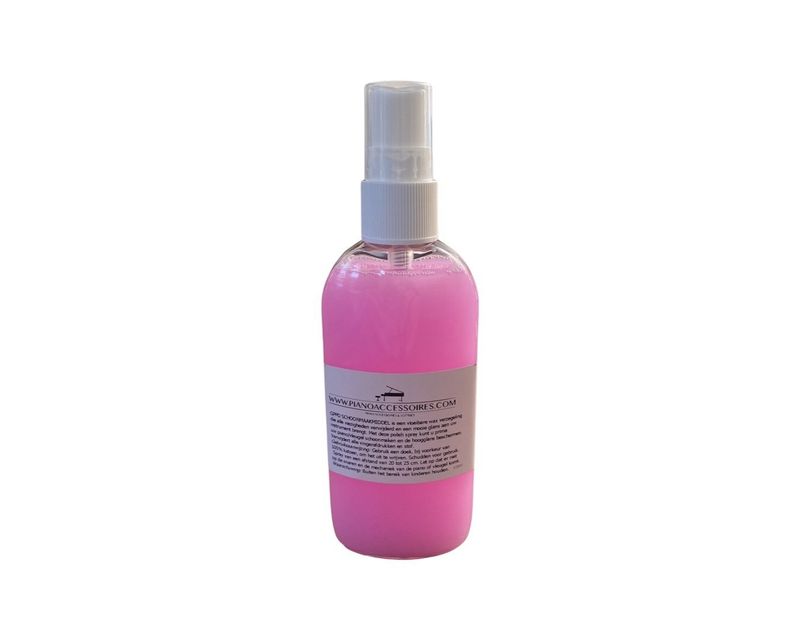 GPPD PIANO SPRAY 100ml De GPPD Piano Spray 100 ml is speciaal ontwikkeld voor het veilig reinigen en onderhouden van piano's en vleugels.