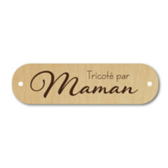 Bouton rectangle tricoté par maman 136
