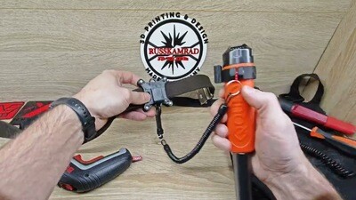 Holder for pinpointer with magnetic function (various)