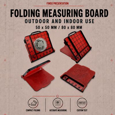 Folding measuring board for presenting the find